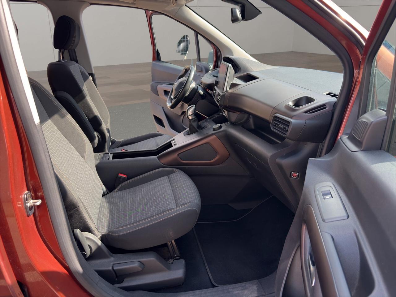 Peugeot Rifter BlueHDi 100 GT Line Standard