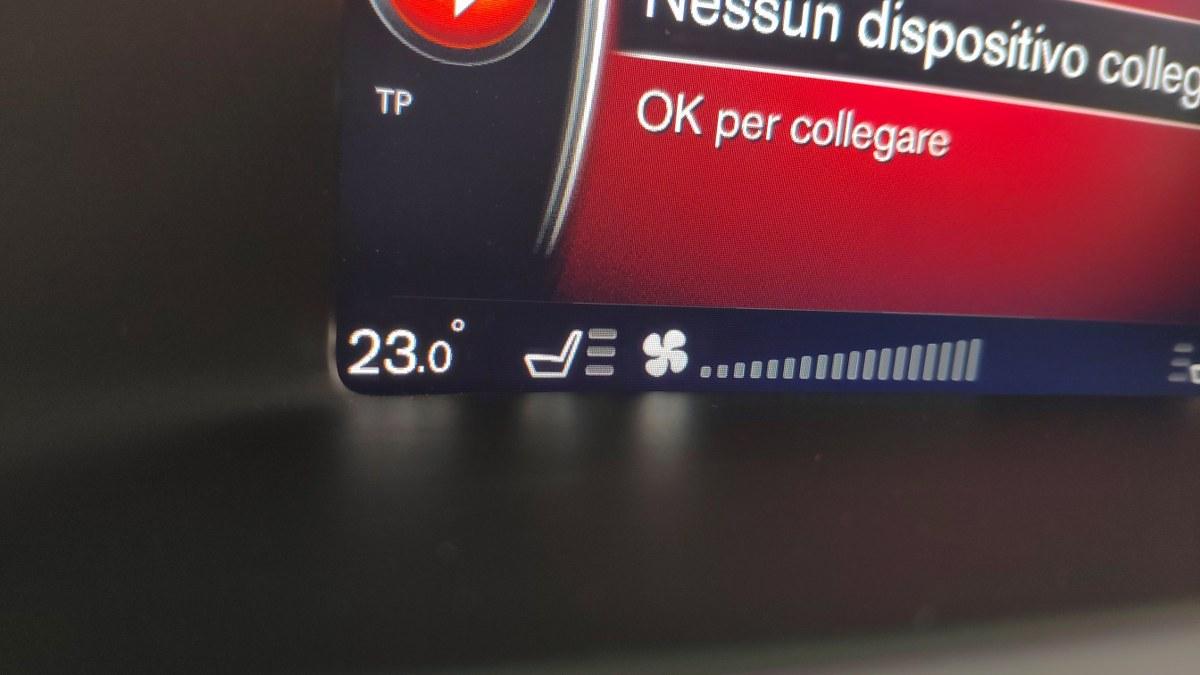 VOLVO V60 D6 Twin Engine Geartronic Summum