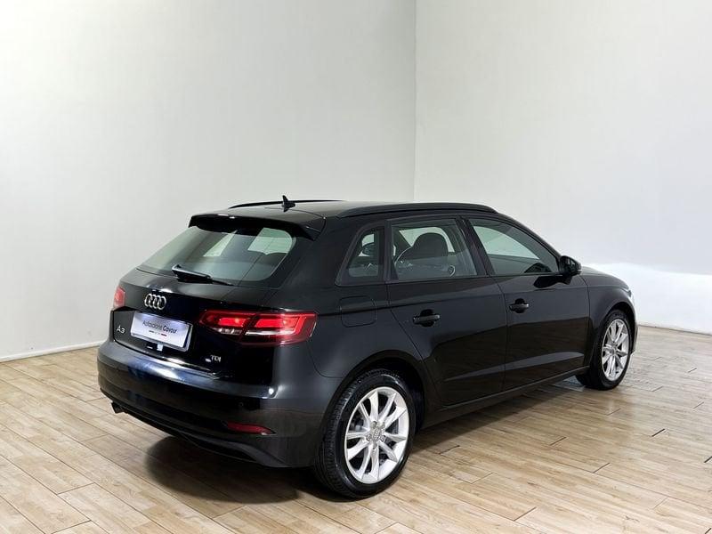 Audi A3 A3 Sportback 1.6 tdi Business 110cv