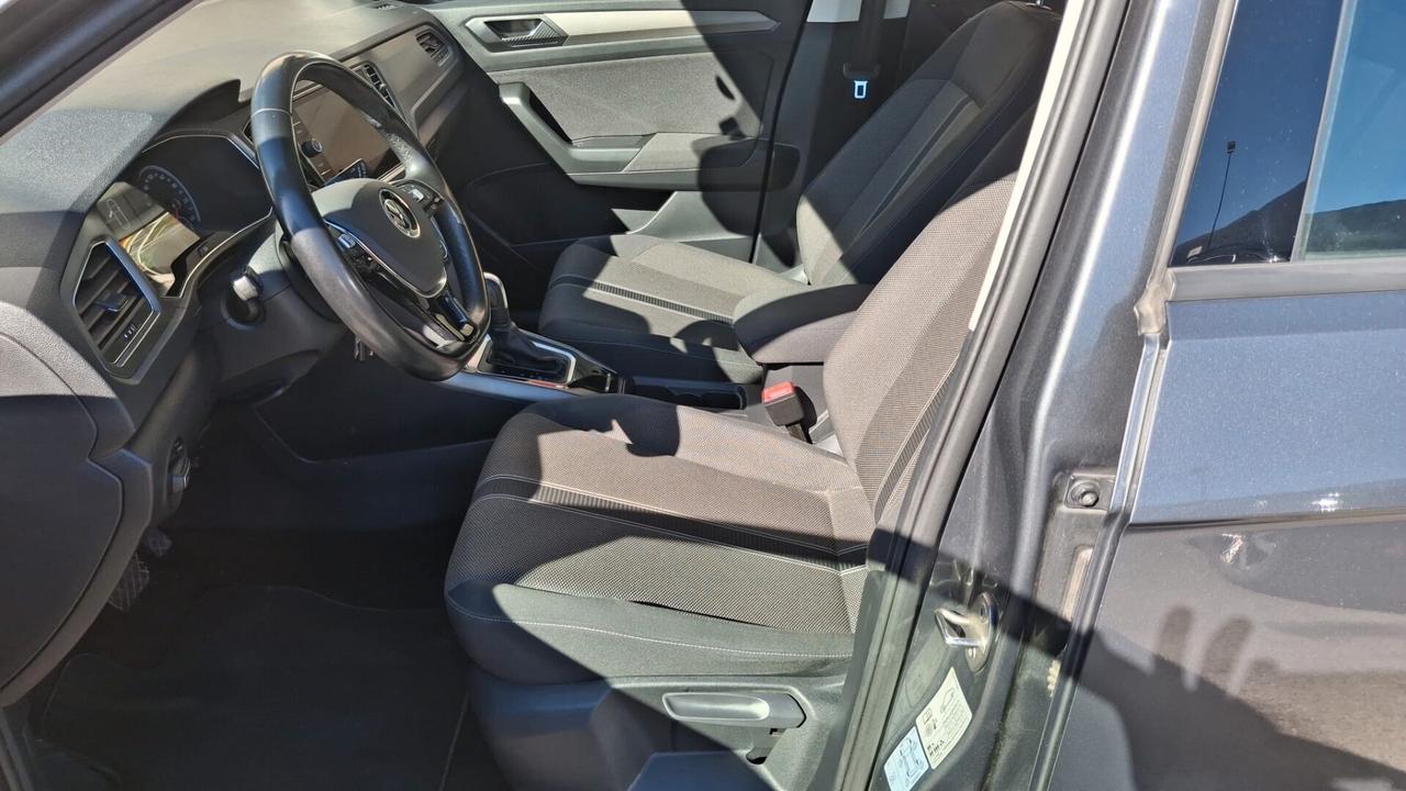Volkswagen T-Roc 1.5 TSI ACT DSG BUSINESS