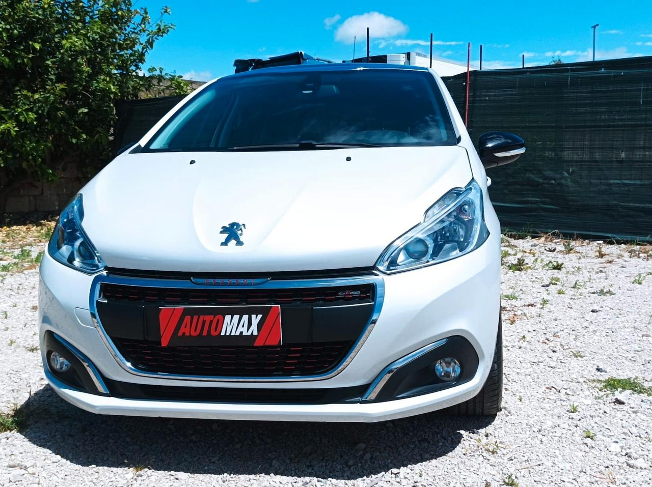 Peugeot 208 BlueHDi 100 5 porte GT Line