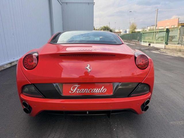 FERRARI California DCT