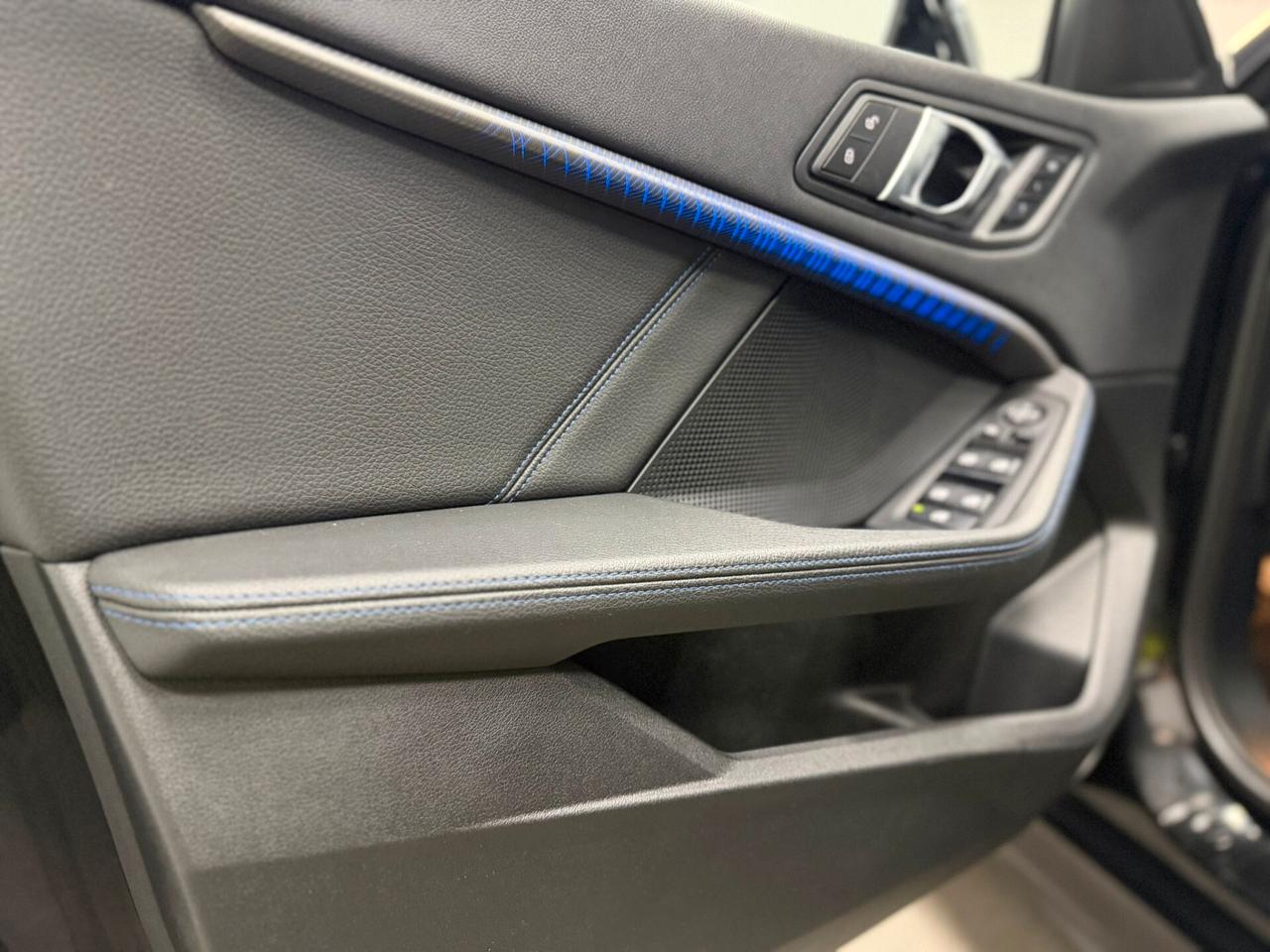 Bmw 118 118d 5p. Msport