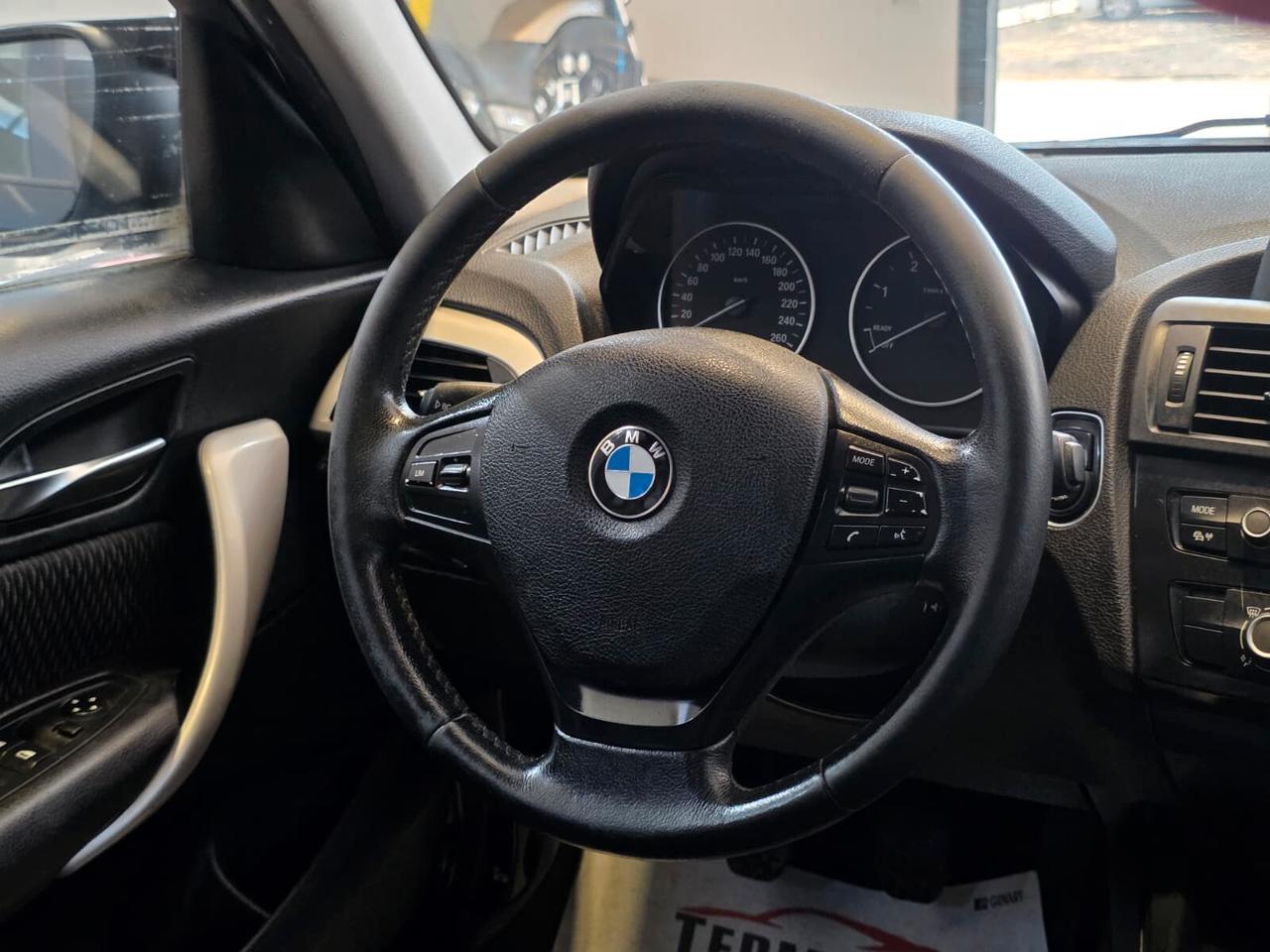 Bmw Serie 1 116d 5p. Business