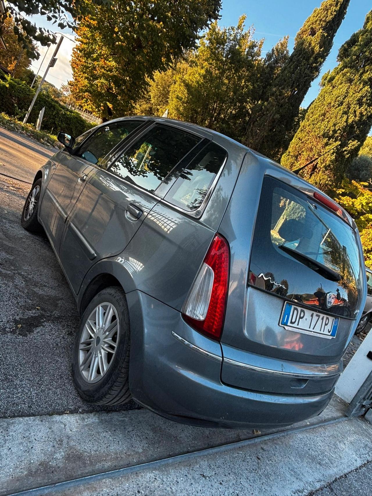 Lancia MUSA 1.3 Multijet 16V 90 CV Oro Plus