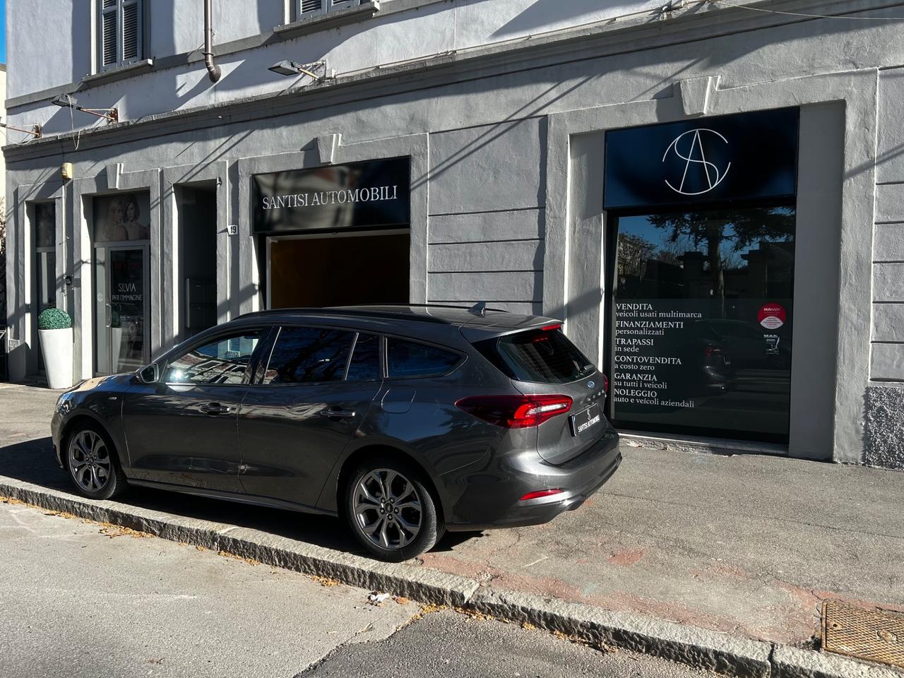 Ford Focus 1.0 EcoBoost HYBRID 125cv ST-Line Design *AUTOMATICA*!!!