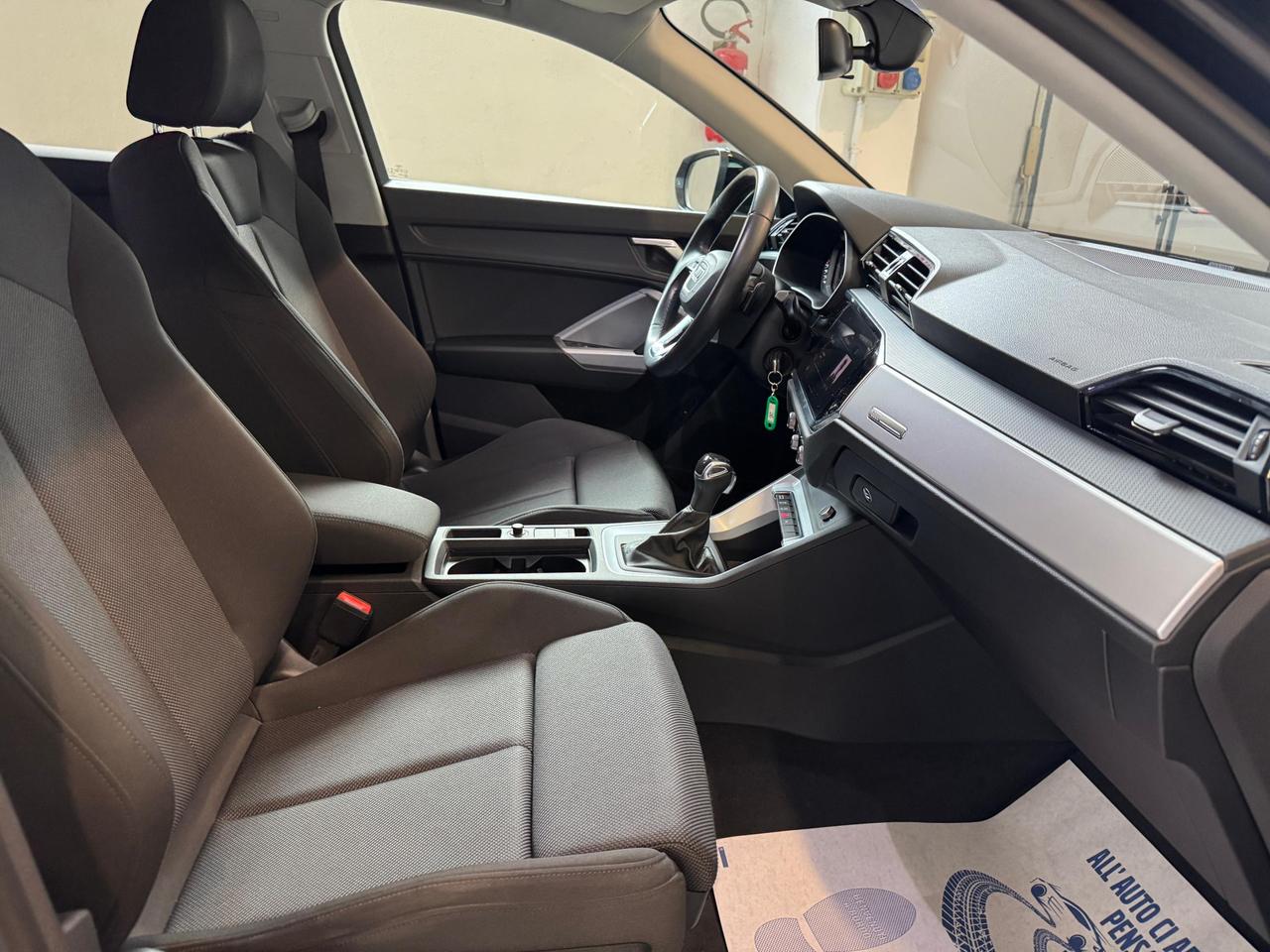 Audi Q3 Sportback 35 2.0 tdi s-tronic TOTAL BLACK EDITION