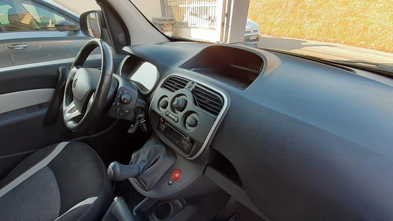 Kangoo Focaccia pianale ribassato e ribaltina