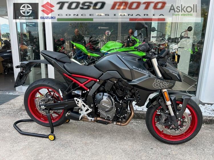 Suzuki GSX-8S