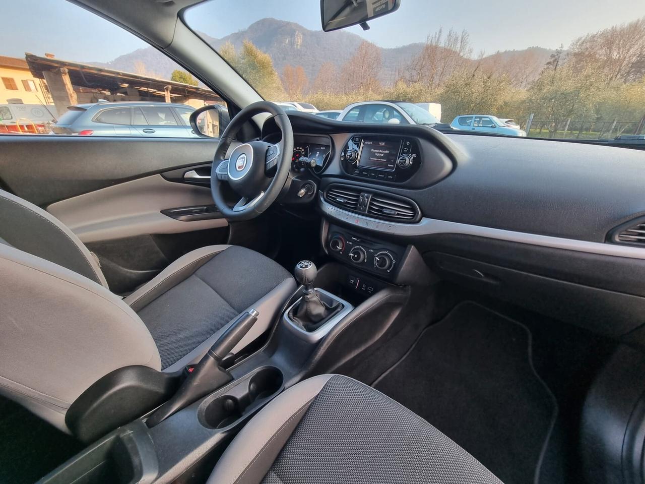 Fiat Tipo 1.4 T-Jet 120CV GPL 5 porte Easy