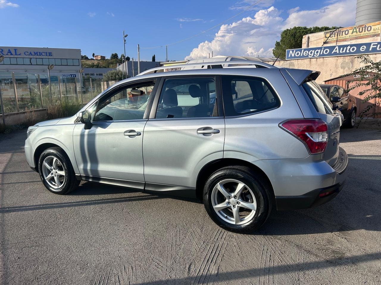 Subaru Forester 2.0D Dynamic 4X4