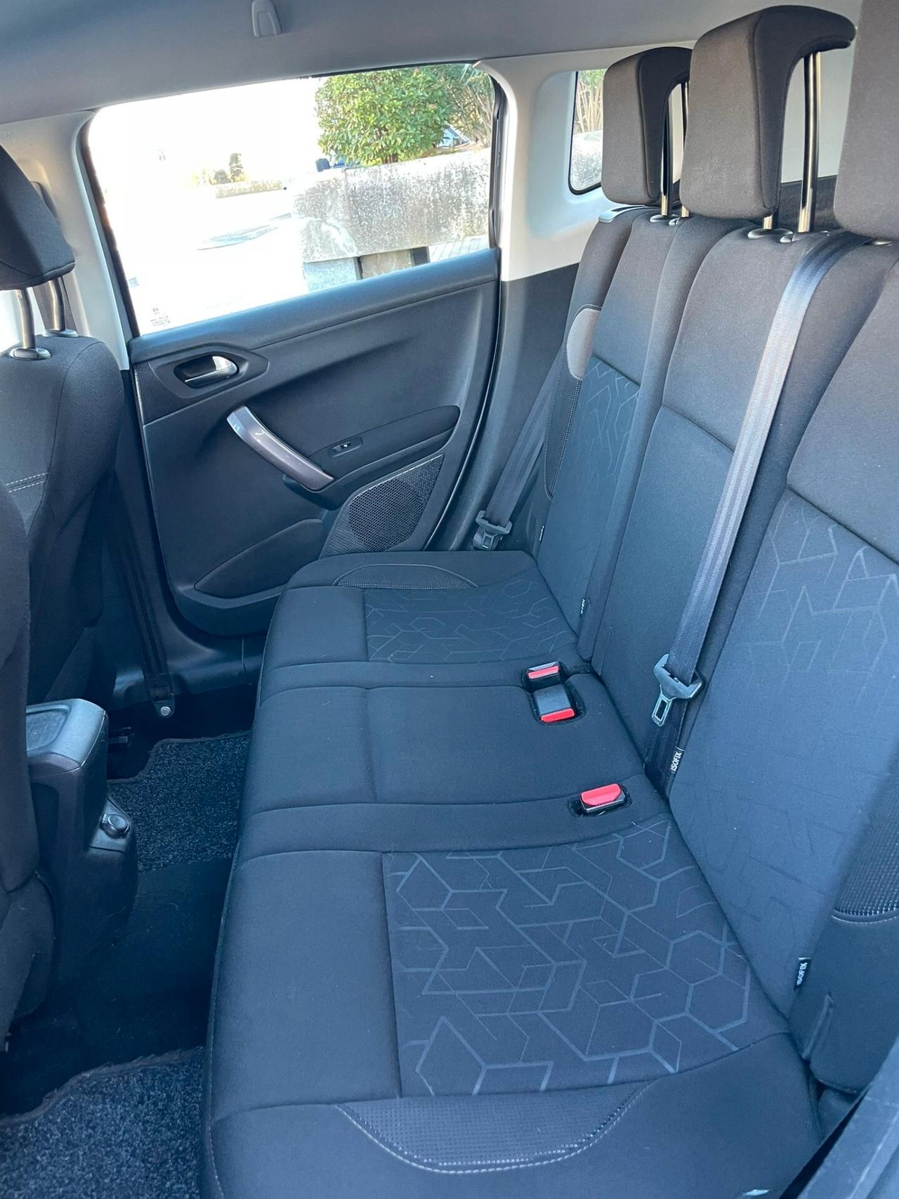 Peugeot 2008 1.4 HDi 68CV Active