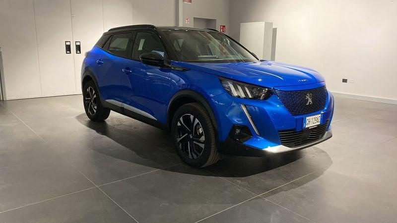 Peugeot 2008 motore elettrico 136 CV GT