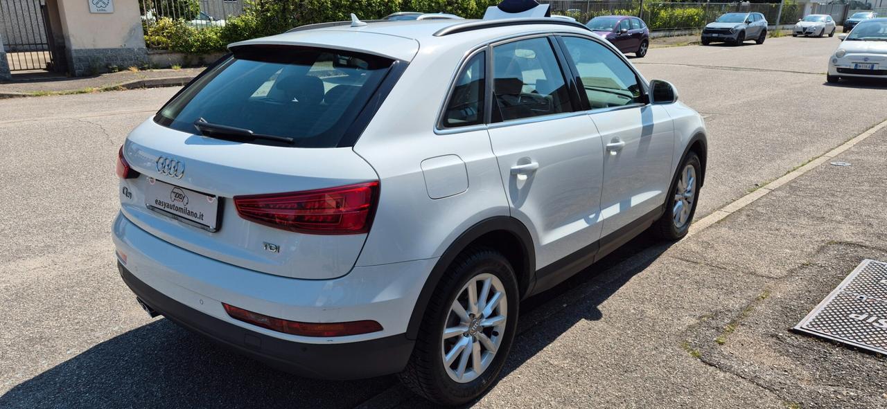 Audi Q3 2.0 TDI 120 CV S tronic Business