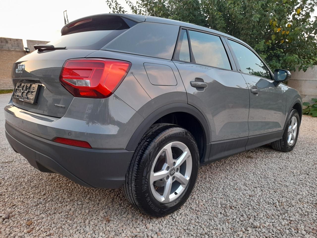 Audi Q2 35 TDI quattro S tronic Design 2019