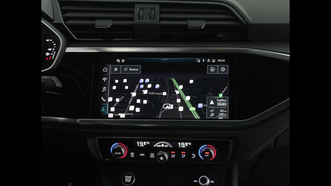 Audi Q3 45 TFSI E S TRONIC