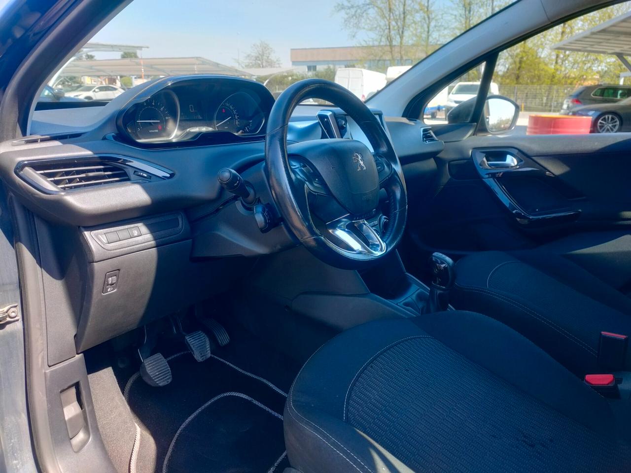 Peugeot 208 PureTech 82 5p. GPL Allure NEOPATENTATI
