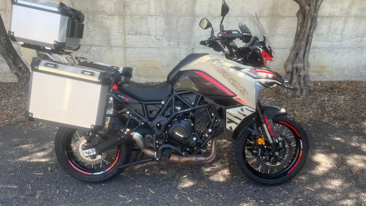 BENELLI TRK 702 X
