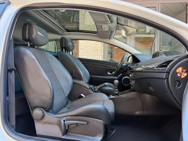 Renault Megane Coupé 1.5 dCi 110CV GT Line