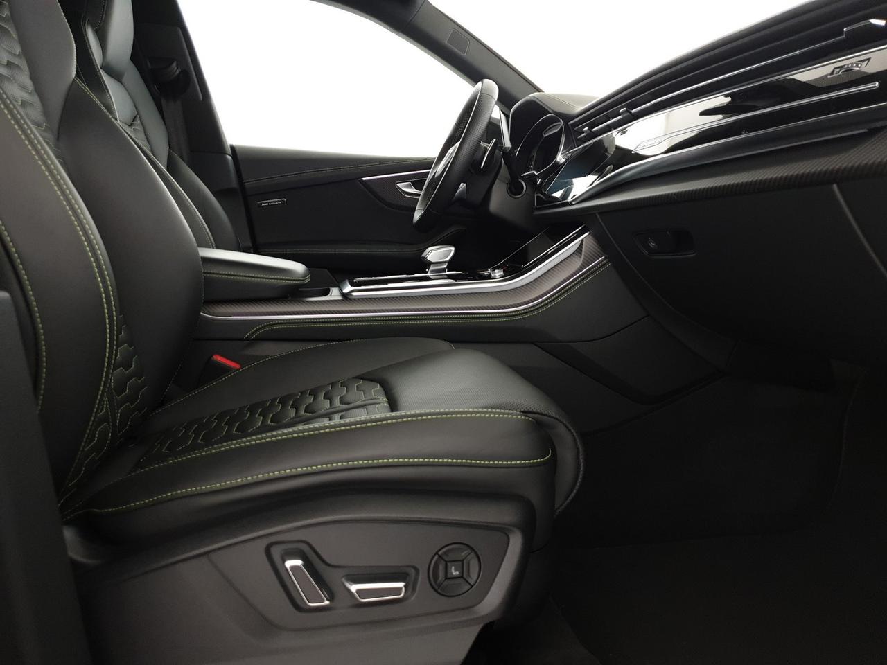 4.0TFSI 600CV quattro tiptronic