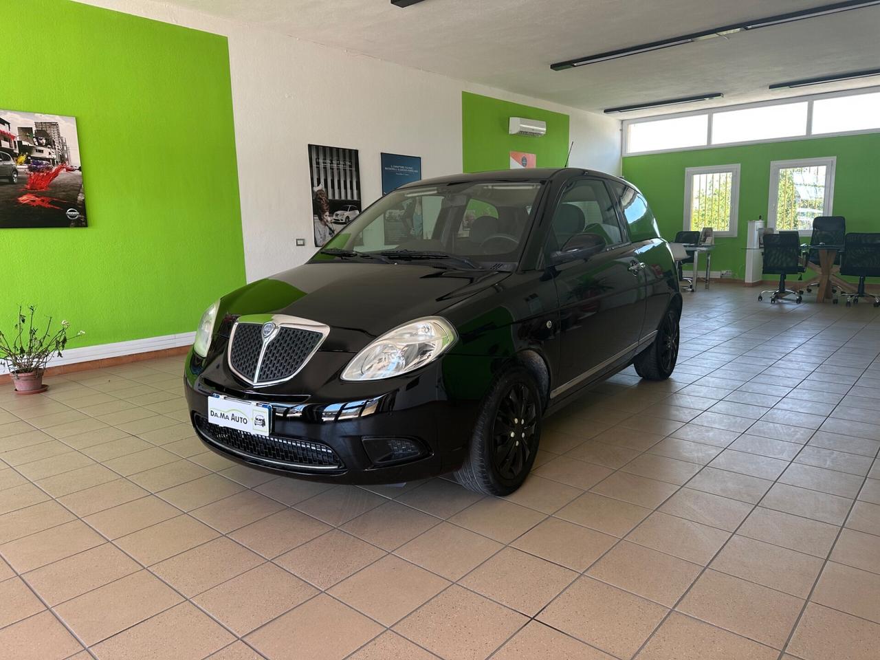 Lancia Ypsilon 1.2 Oro 60cv