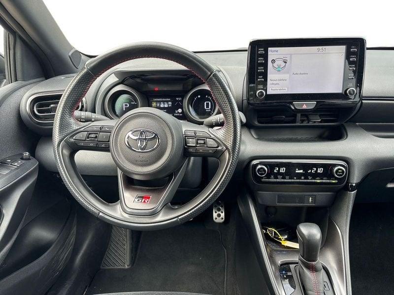 Toyota Yaris Hybrid GR Sport MY22