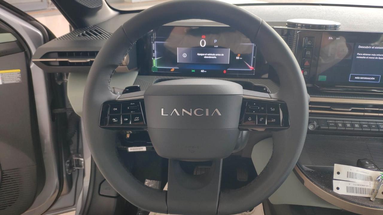 Lancia Ypsilon Hybrid e-DCT