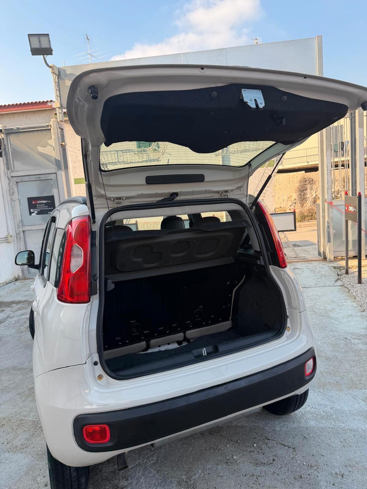 Fiat Panda 0.9 TwinAir Turbo Natural Power Lounge