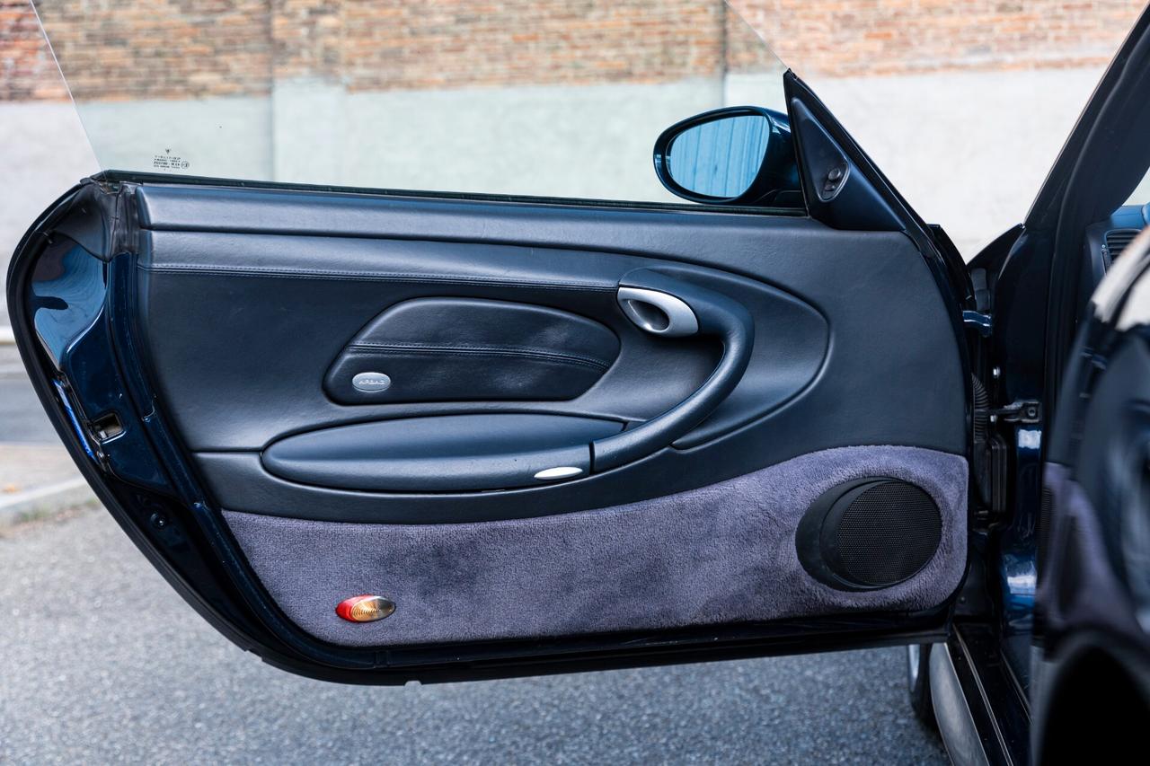 Porsche 911 Carrera 4S cat Cabriolet