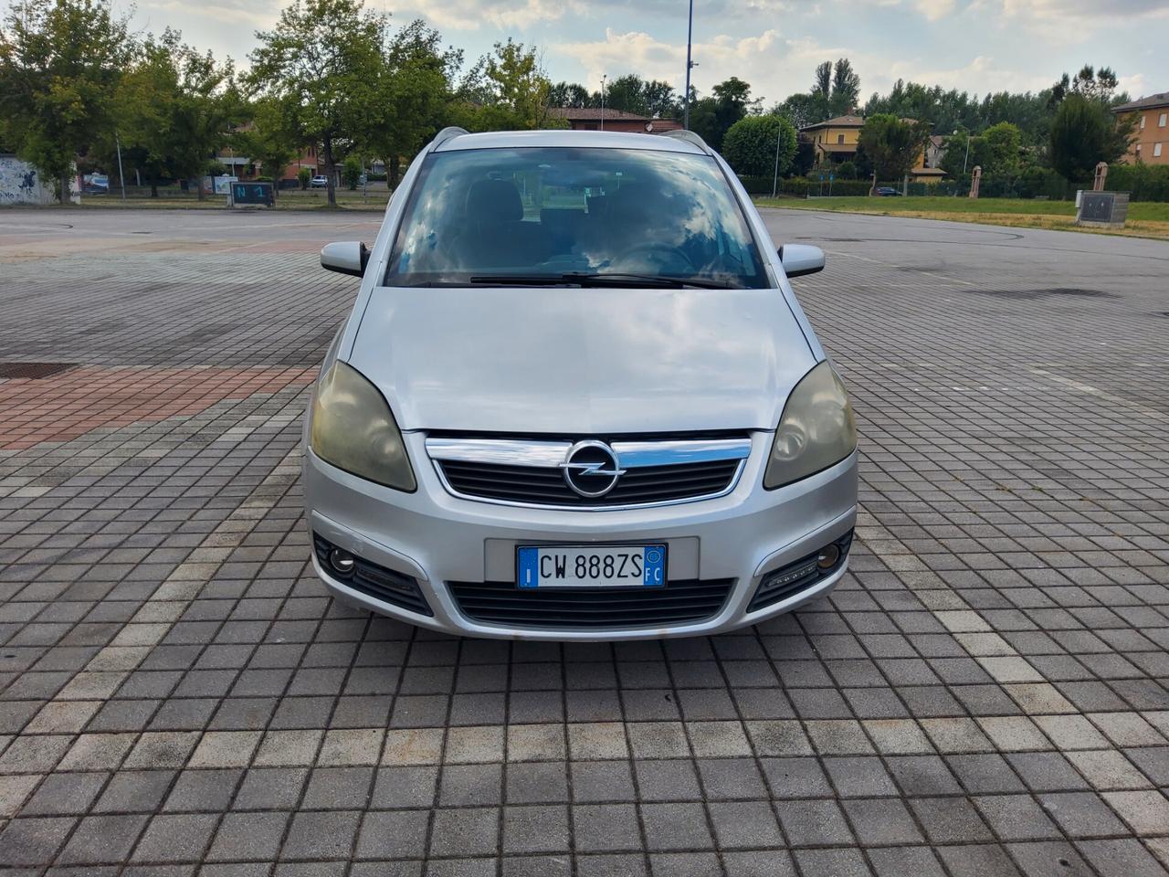 Opel Zafira 1.9 CDTI 120CV Cosmo