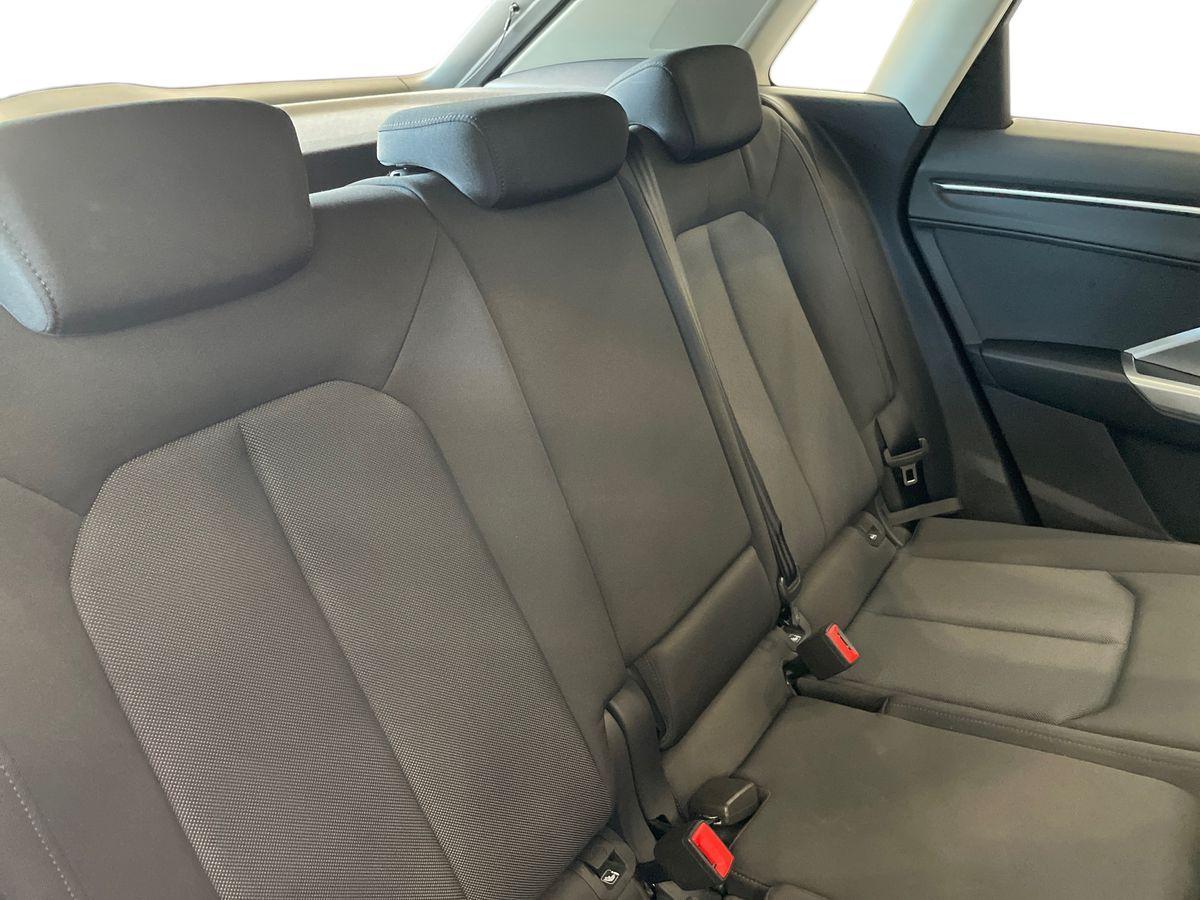 AUDI Q3 II 2018 - Q3 40 2.0 tfsi Business quattro s-tronic