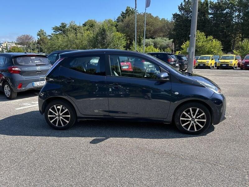 Toyota Aygo II 5p 1.0 x-play my15