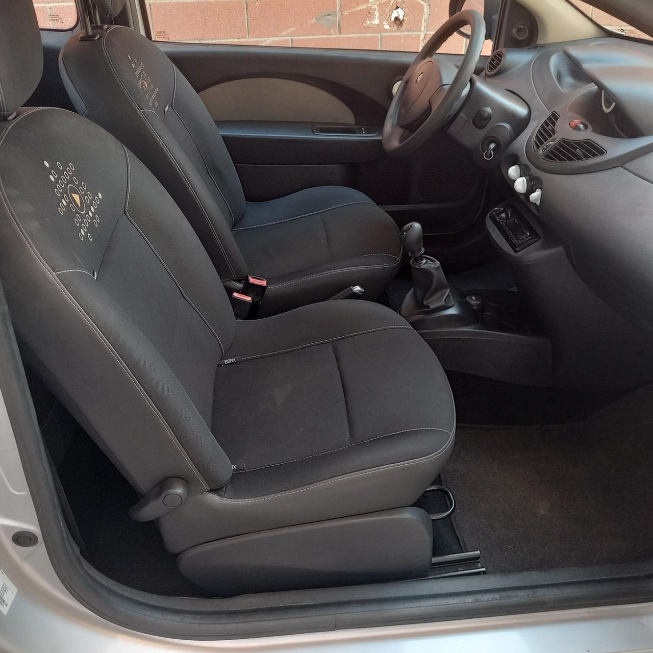 Renault Twingo 1.2 16V LEV Yahoo!