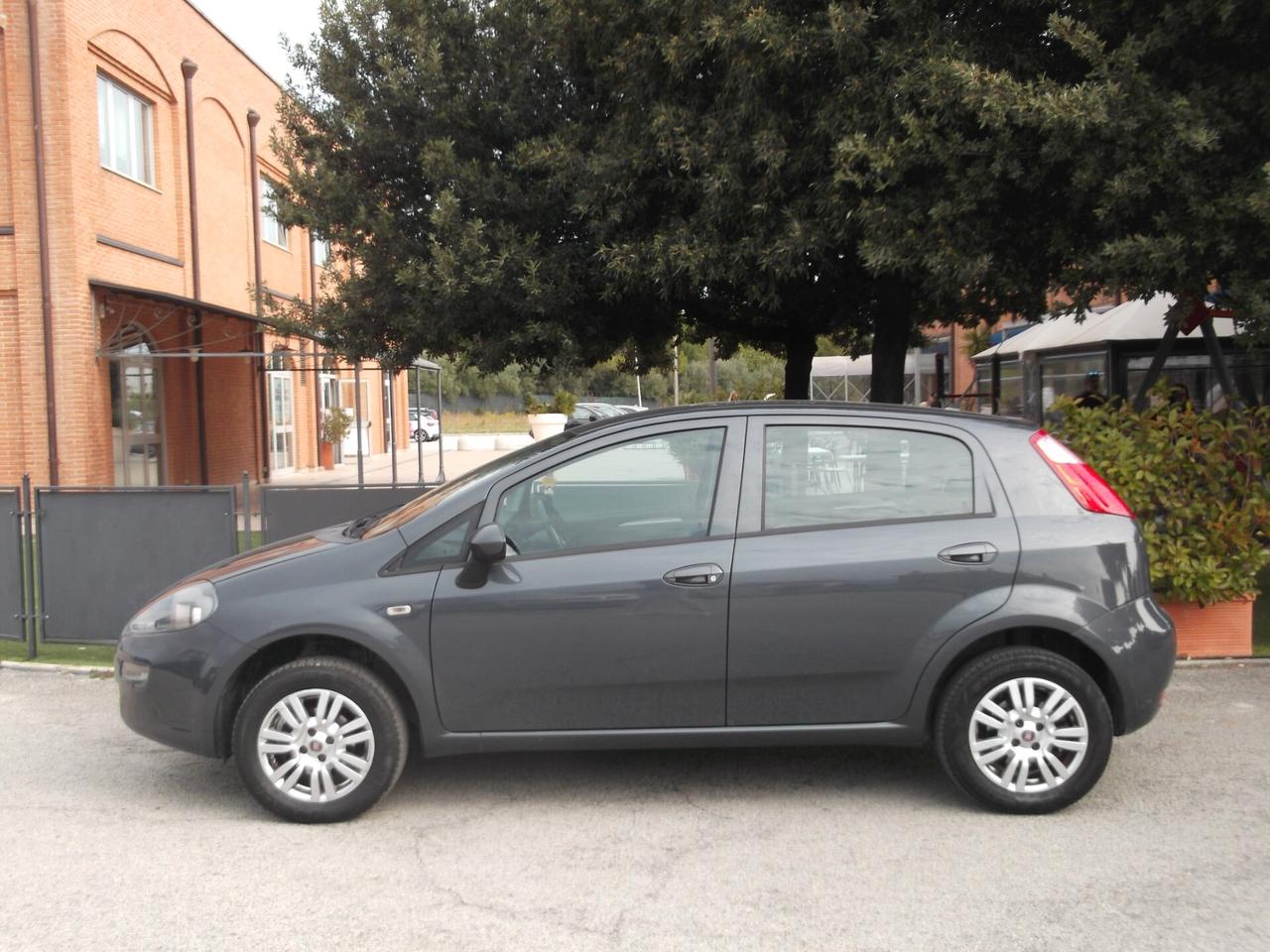 Grande Punto Evo 1.4 Metano Neopat 2017