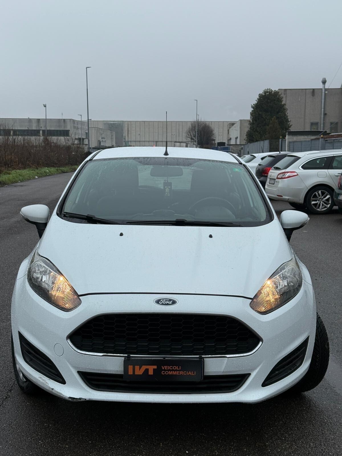 Ford Fiesta 1.2 Neopatentati 17