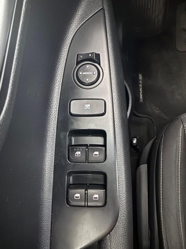 KIA Stonic 1.4 MPI 100 CV Energy