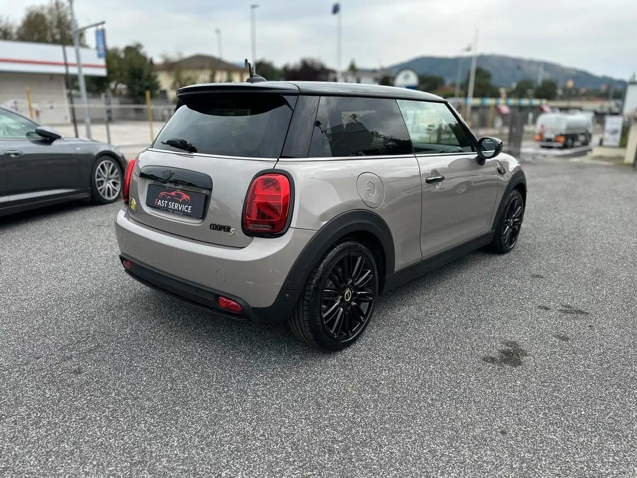 Mini Full Electric Cooper SE