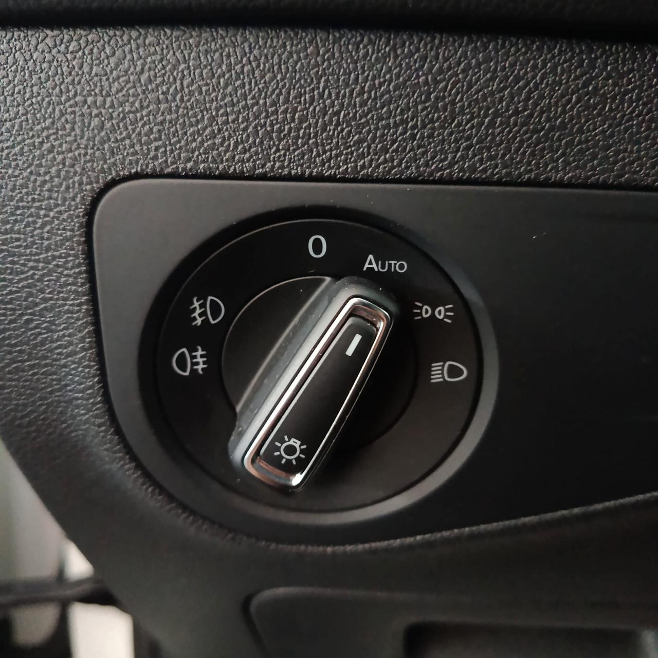 Volkswagen TIGUAN 2.0 TDI R-LINE