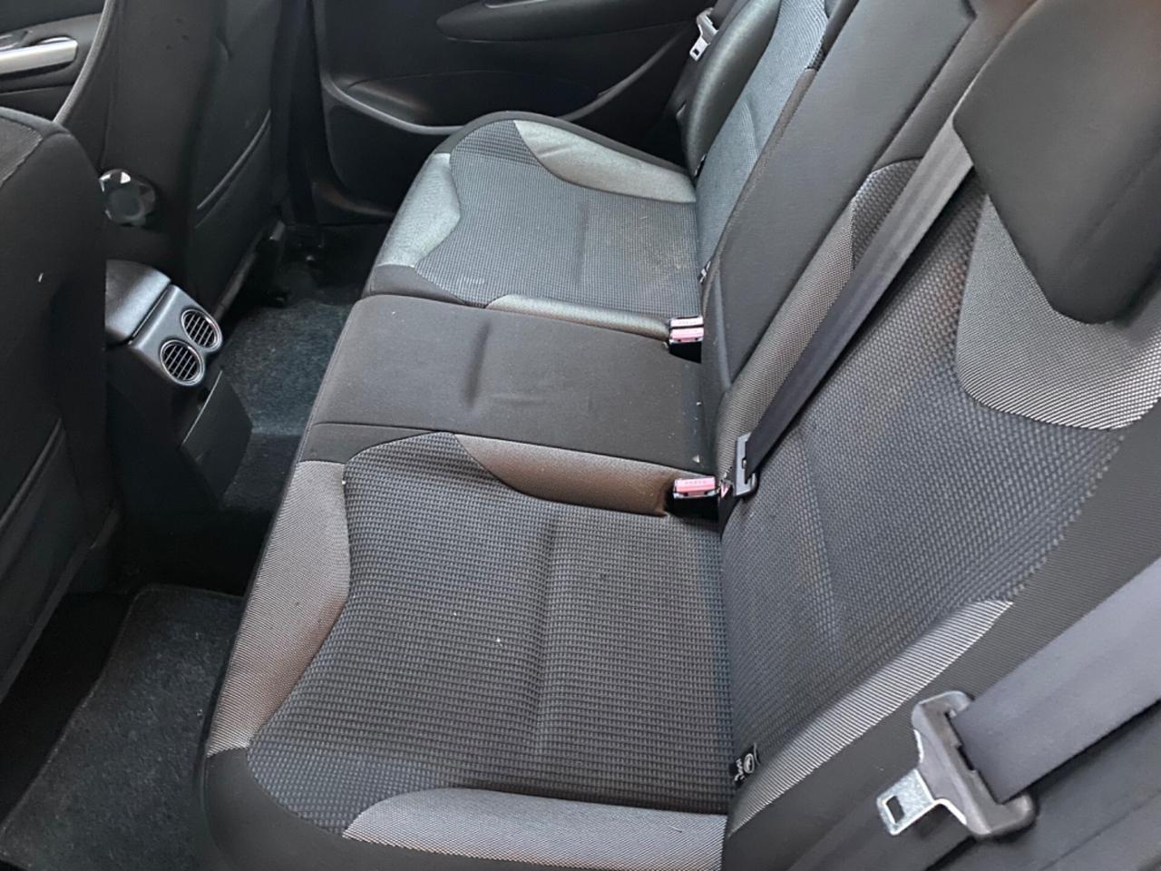 Peugeot 308 1.6 HDi 90CV 5p. Tecno