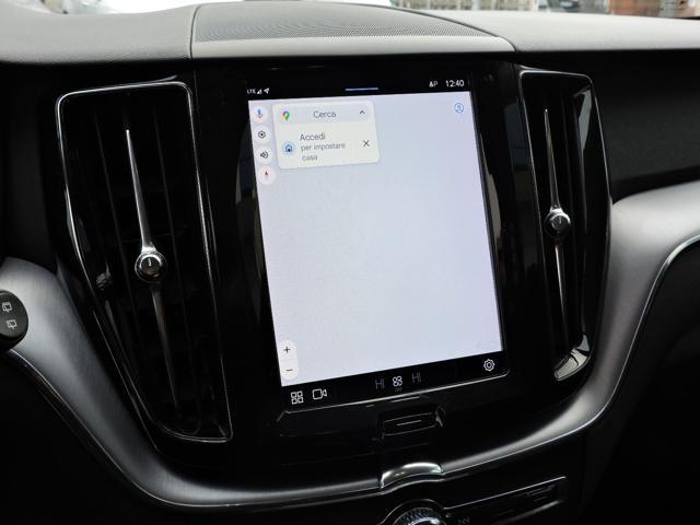 VOLVO XC60 B4 (d) AWD Geartronic Momentum Pro