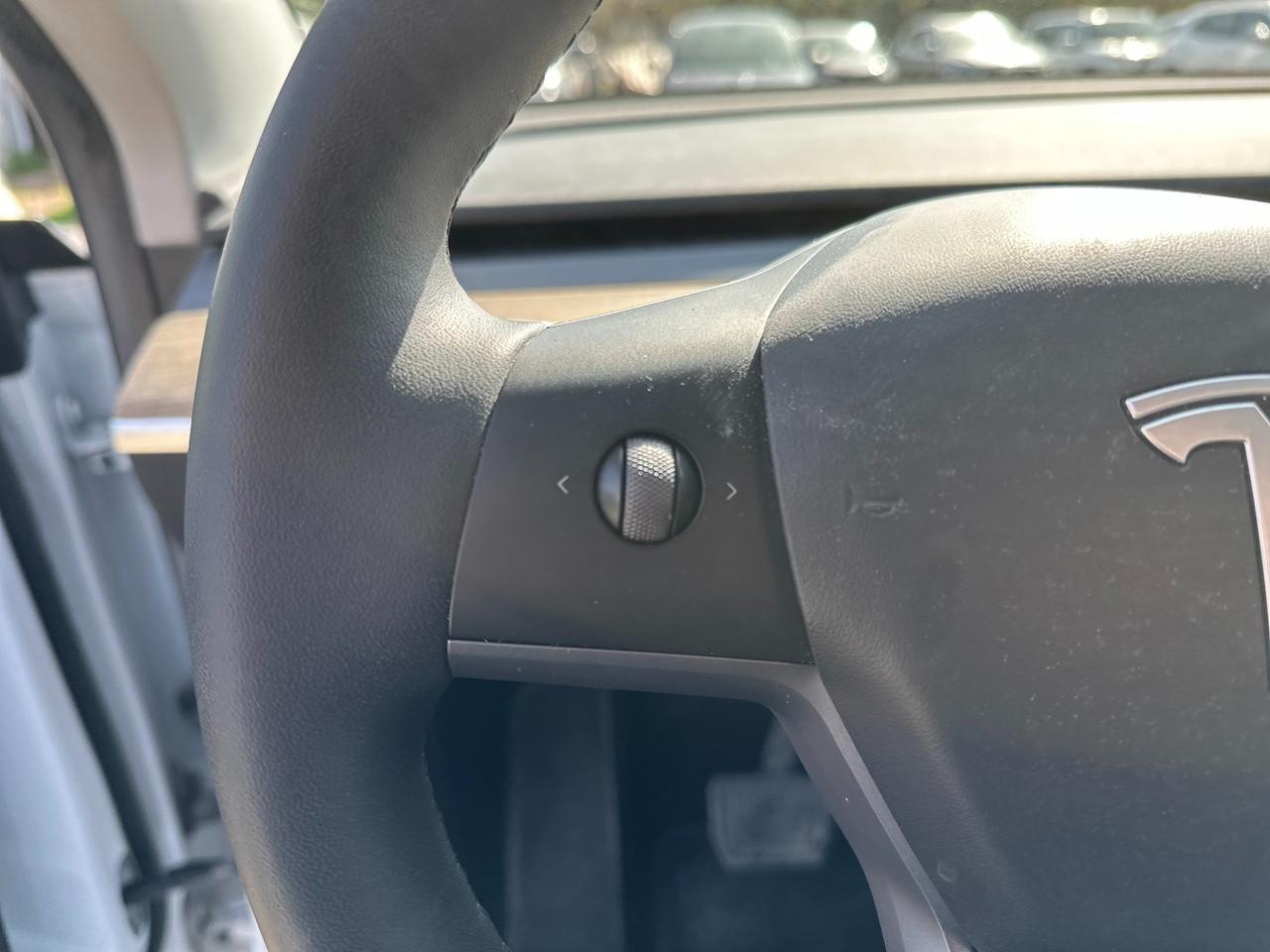 TESLA Model Y 2021 - Model Y Single Motor rwd