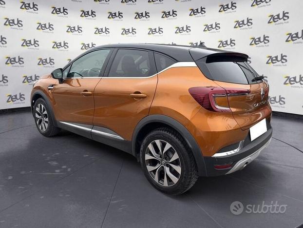 Renault Captur TCe 12V 100 CV GPL Intens