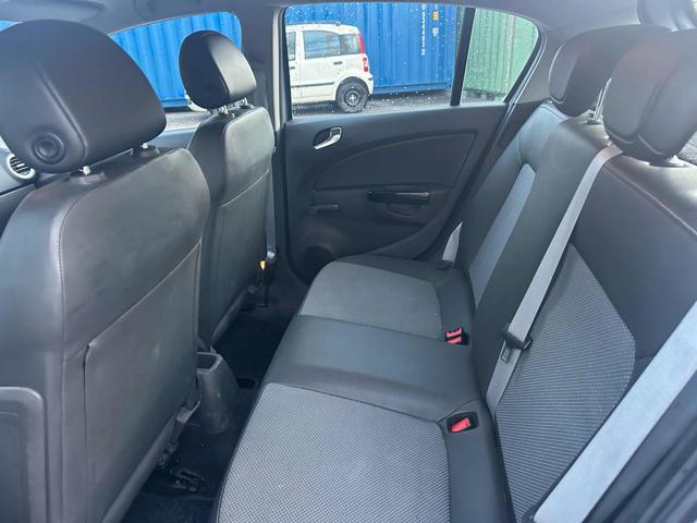 OPEL Corsa 1.4 16V 5 porte Cosmo senza nessun lavoro da fare