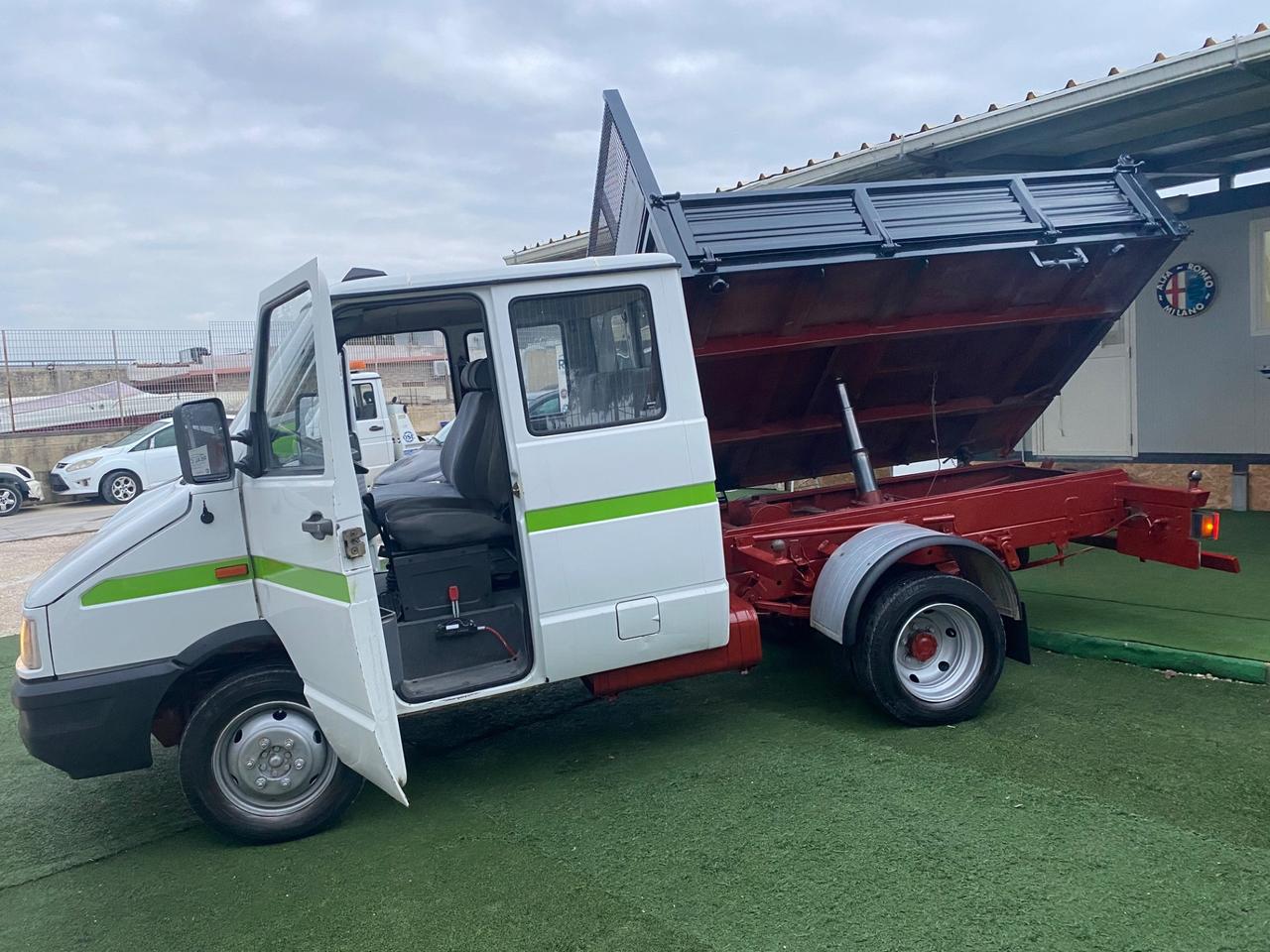 Iveco Daily 35-8 Ribaltabile 7 posti