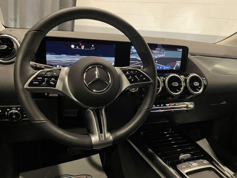Mercedes-Benz GLA GLA 180 Automatic Progressive Advanced