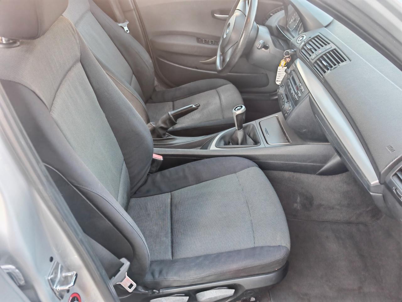 Bmw 118d 5p passaggio compreso