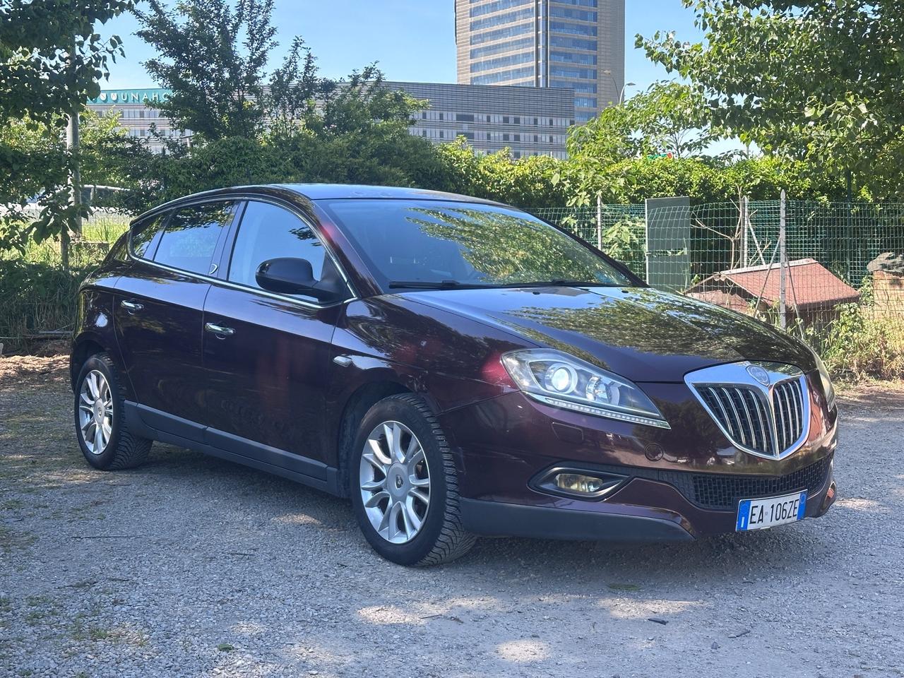 Lancia Delta 1.4 T-Jet 120 CV Argento Ecochic GPL