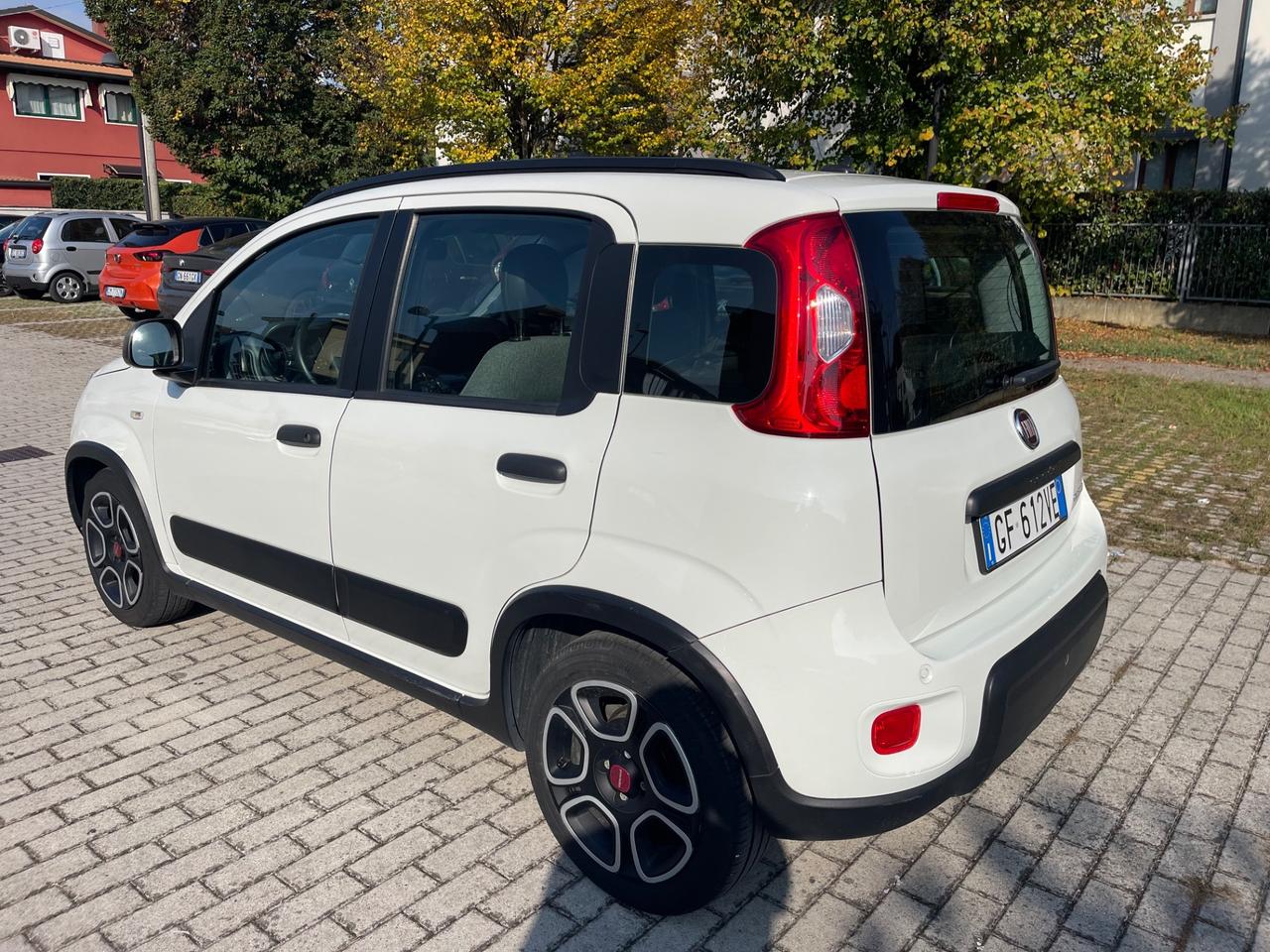 Fiat Panda 1.0 FireFly S&S Hybrid Sport NEOPATENTATI