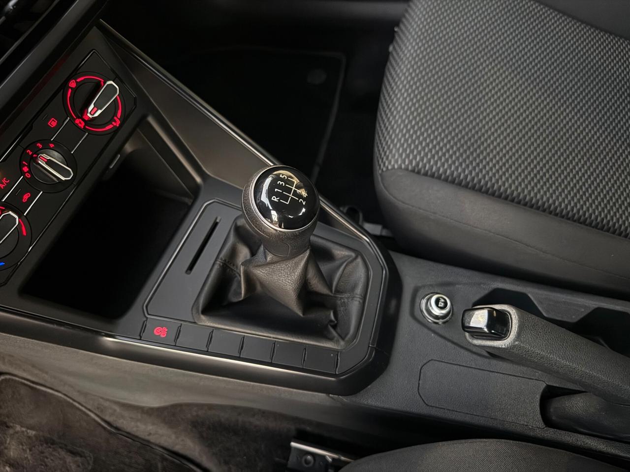 Volkswagen Polo/1.6 TDI 80CV/NEOPATENTATI/LED/5 POSTI