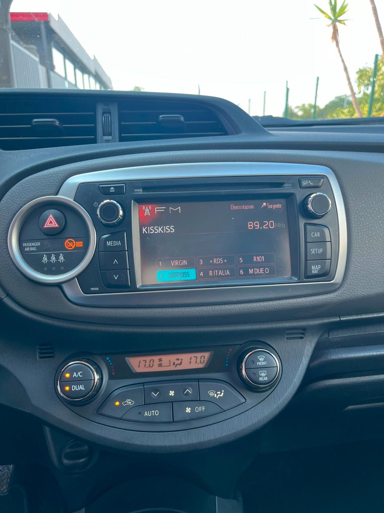 Toyota Yaris 1.0 5 porte Lounge